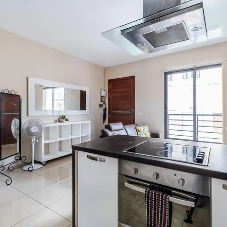 公寓 2 Bedroom Maisonette *